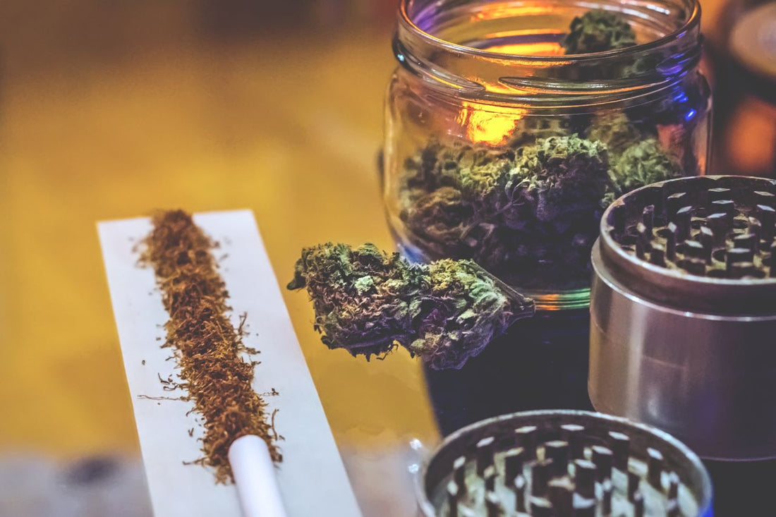 Свиване на тютюн с канабис